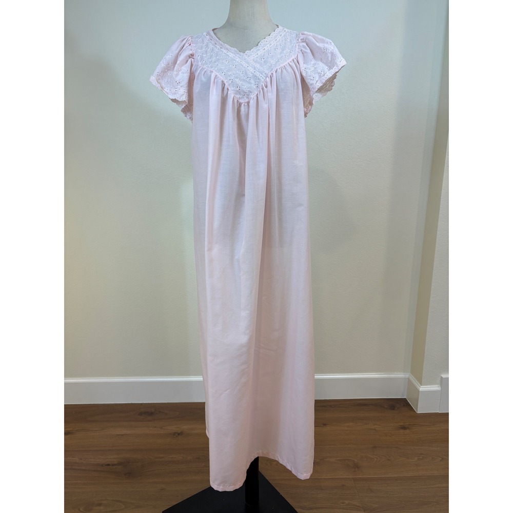 Vtg Gilligan O'Malley Traditional Nightgown L Pink Eyelet Lace Maxi  Cottagecore